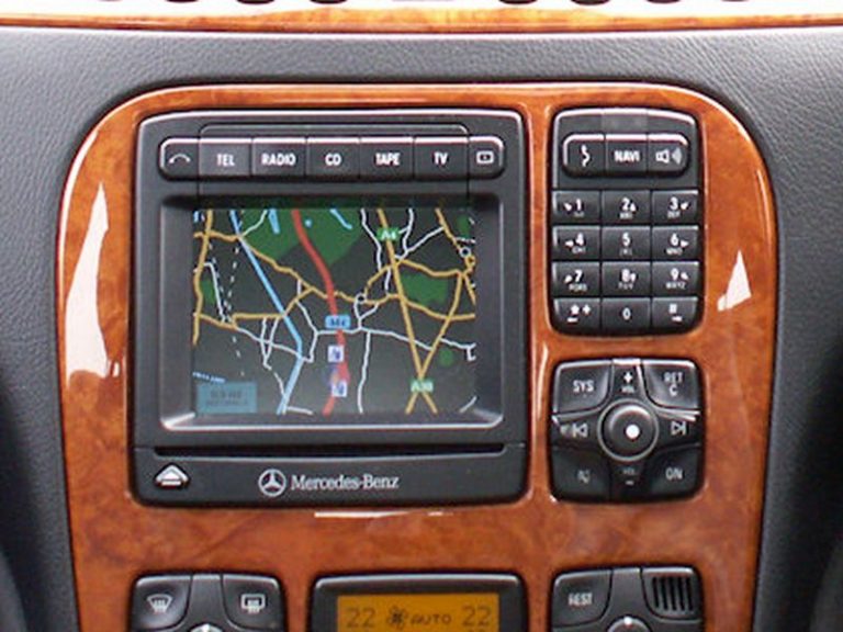 Nawigacja Mercedes Comand 2.5 DX Serwis Nawigacji